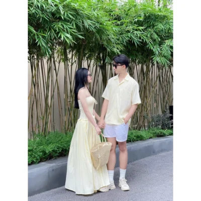 15+ Đồ Đôi Đi Biển Đẹp Tinh Tế Cho Couple Thời Trang